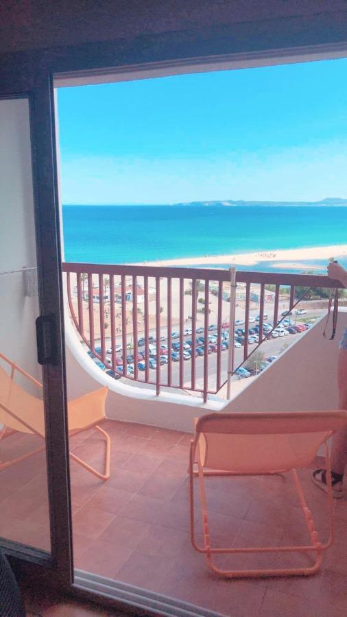 Vista Mar Apartment เอมปูเรียบราบา ภายนอก รูปภาพ
